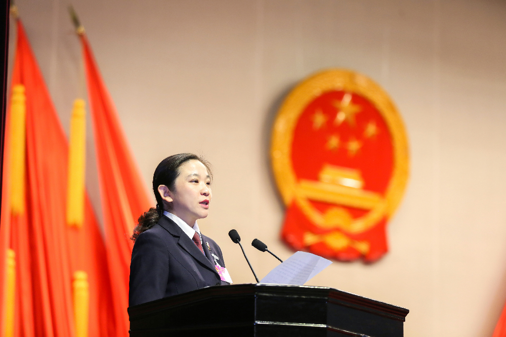 陈育全票当选官渡区人民检察院检察长